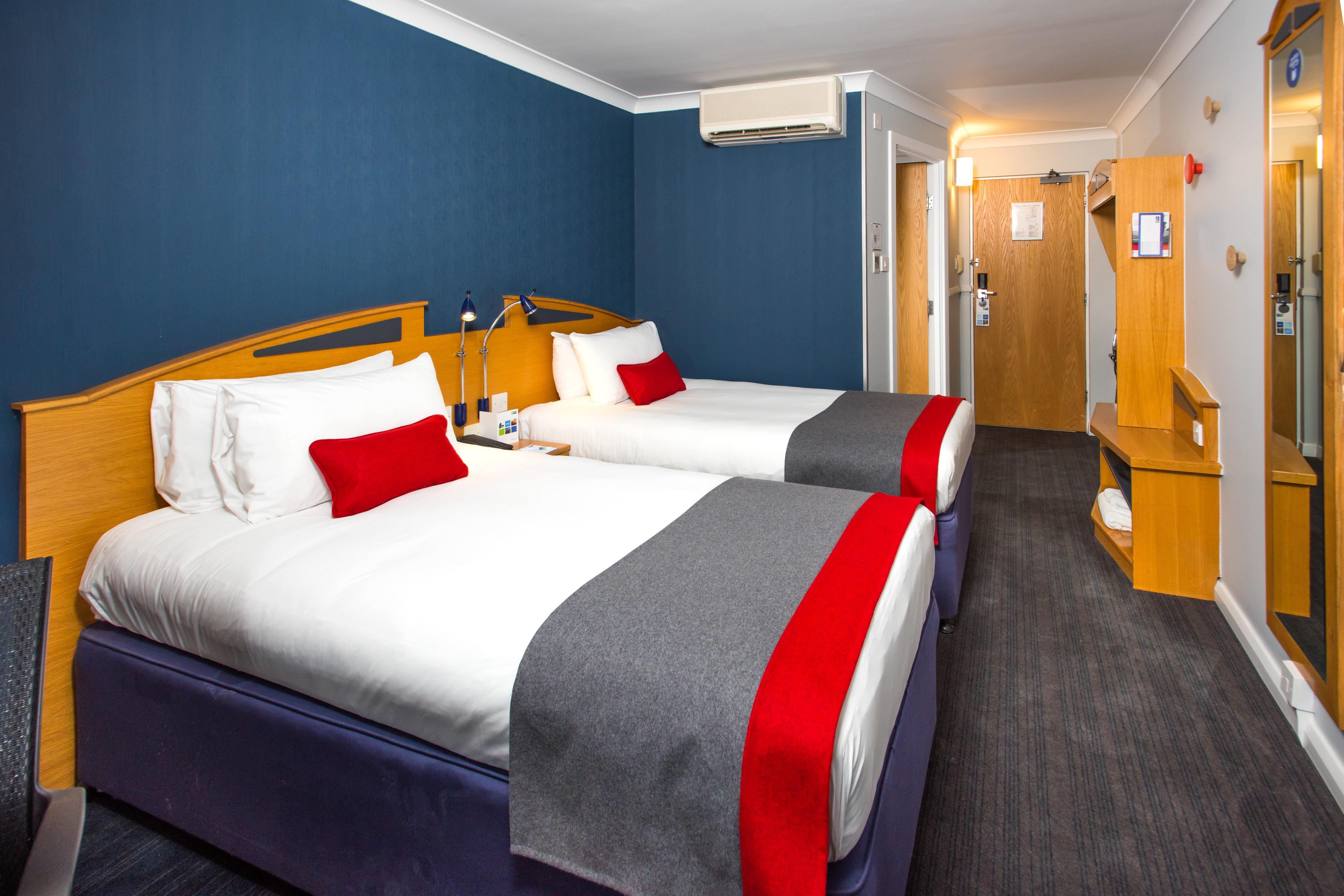 Holiday Inn Express East Midlands Airport By Ihg Castle Donington Exteriér fotografie