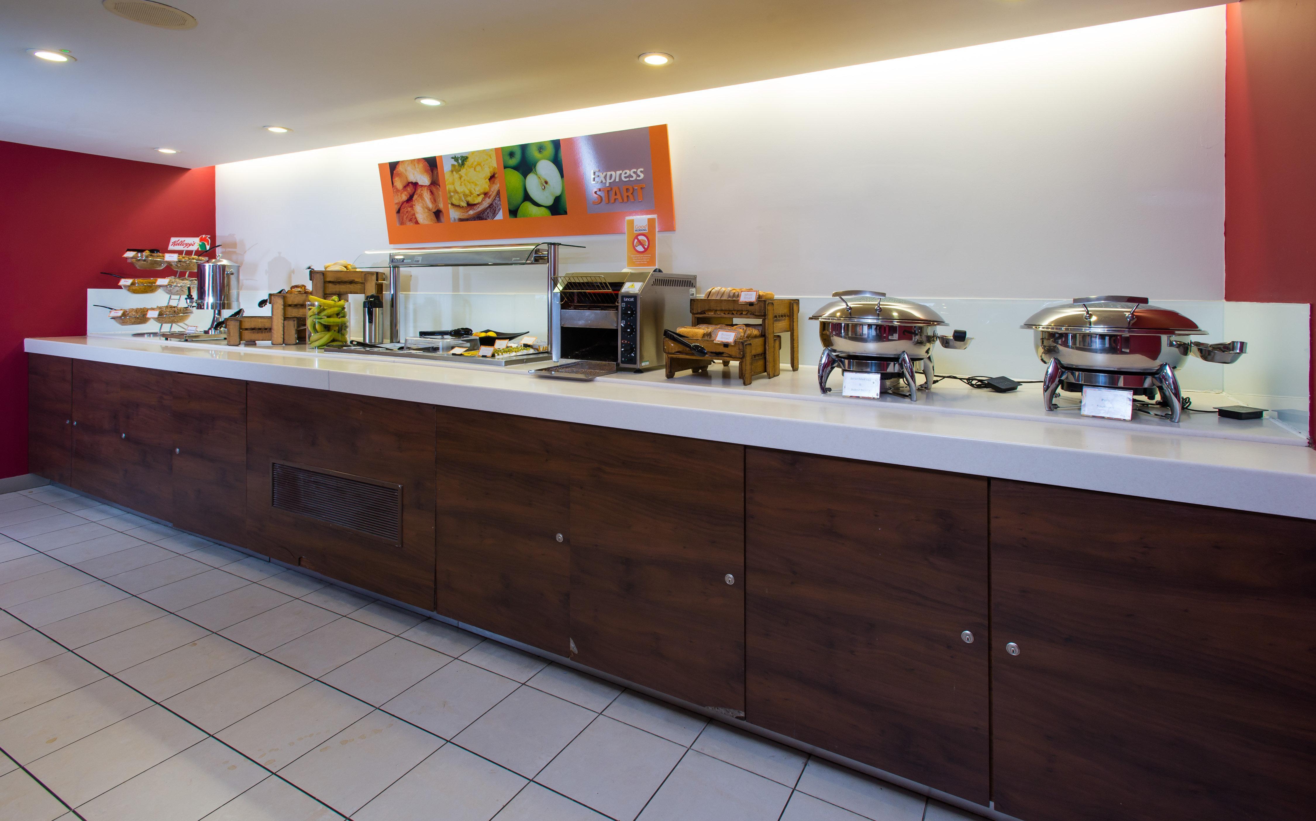 Holiday Inn Express East Midlands Airport By Ihg Castle Donington Exteriér fotografie