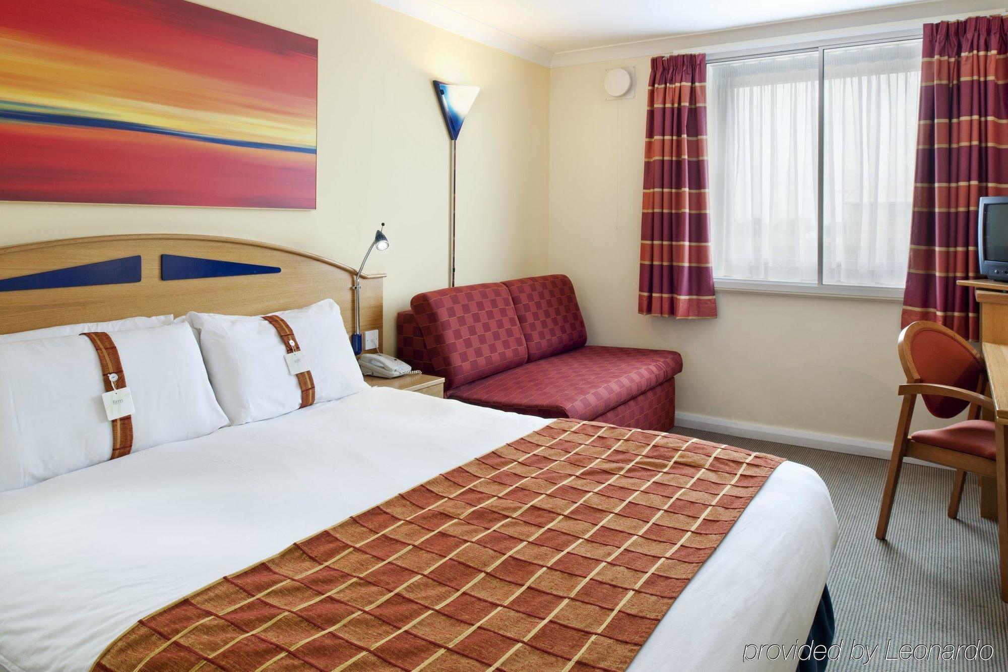 Holiday Inn Express East Midlands Airport By Ihg Castle Donington Pokoj fotografie