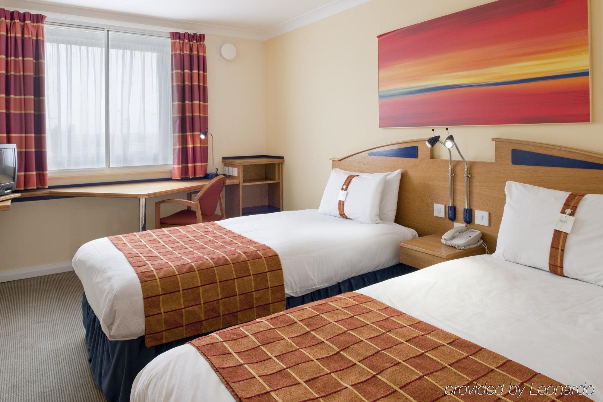 Holiday Inn Express East Midlands Airport By Ihg Castle Donington Pokoj fotografie