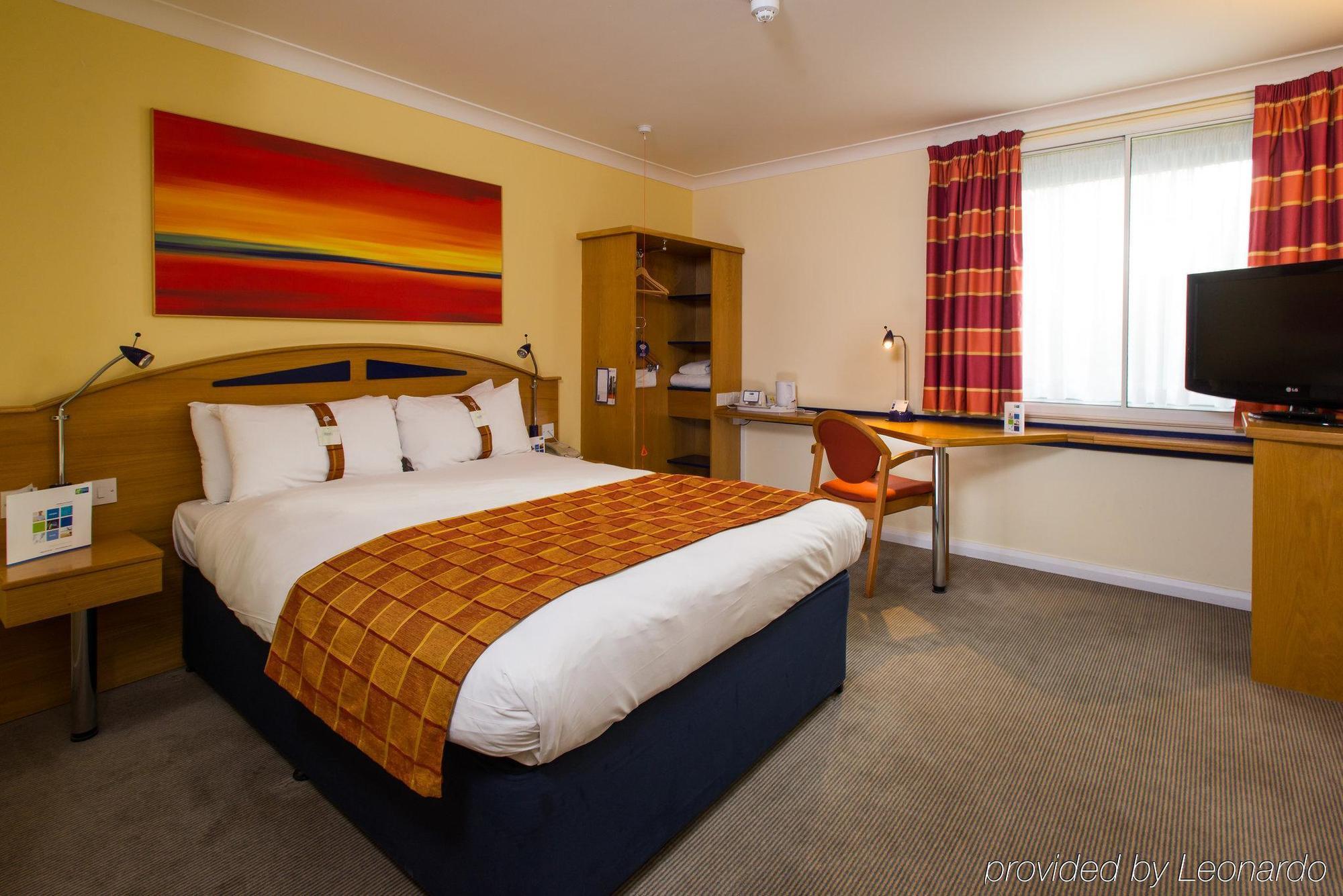 Holiday Inn Express East Midlands Airport By Ihg Castle Donington Exteriér fotografie