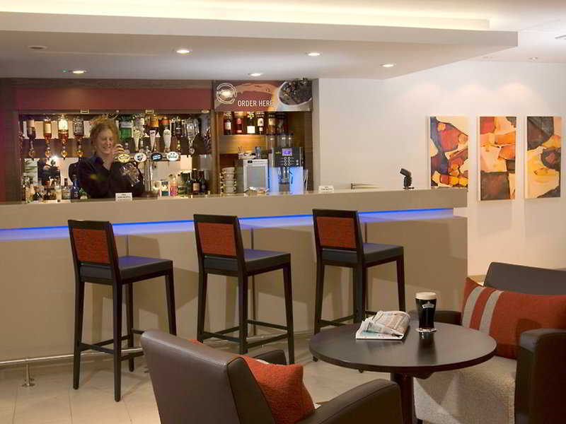Holiday Inn Express East Midlands Airport By Ihg Castle Donington Restaurace fotografie