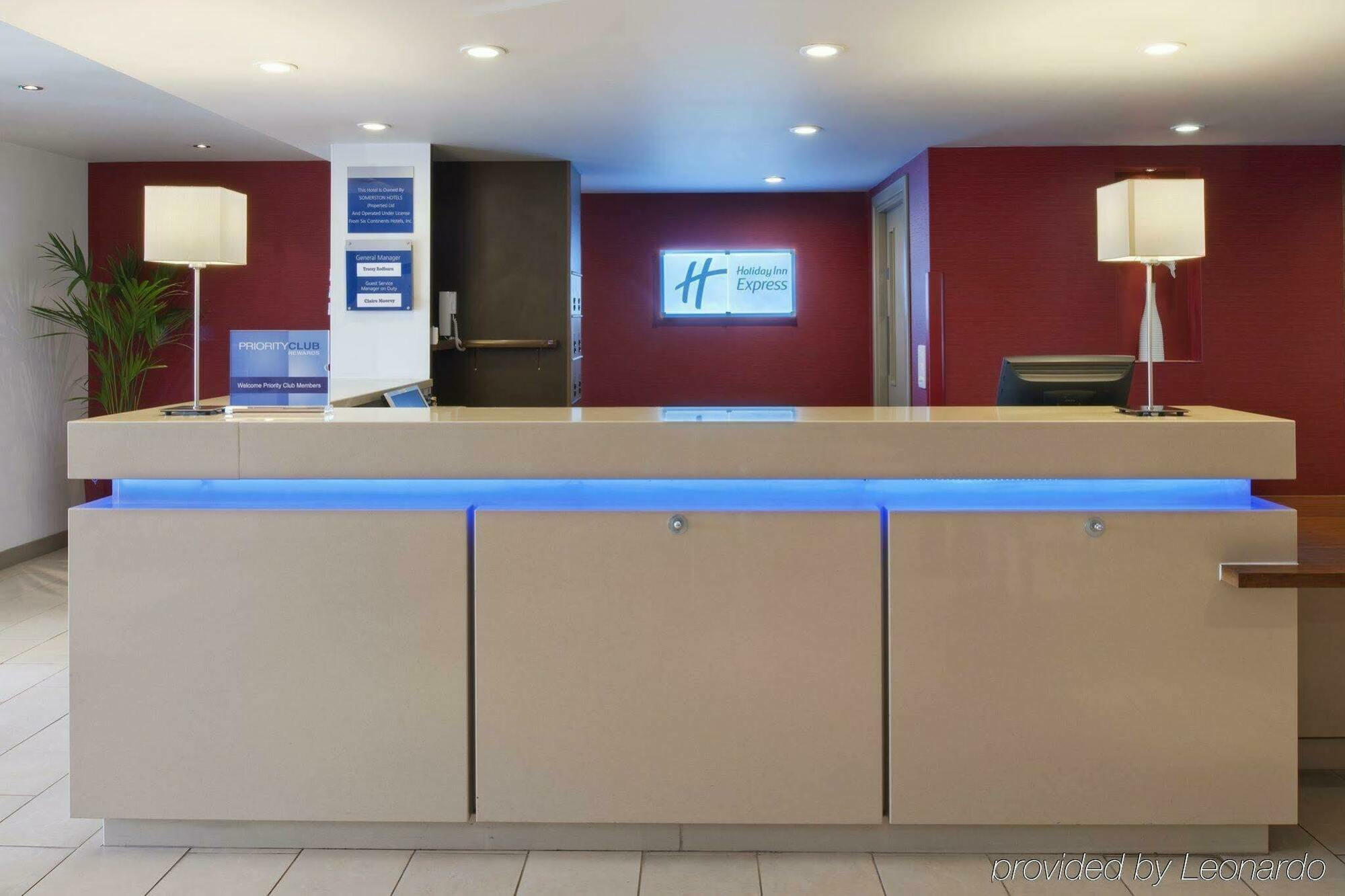 Holiday Inn Express East Midlands Airport By Ihg Castle Donington Interiér fotografie